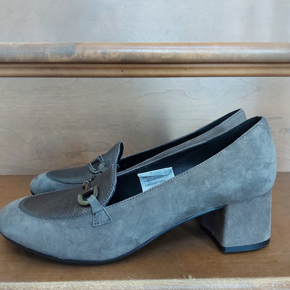 Flexx loafers block high heel in gray suede comfort shoes